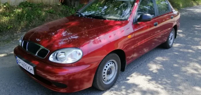Daewoo Lanos (2006) із символічним пробігом в Україні виставлено на продаж за цікавою ціною