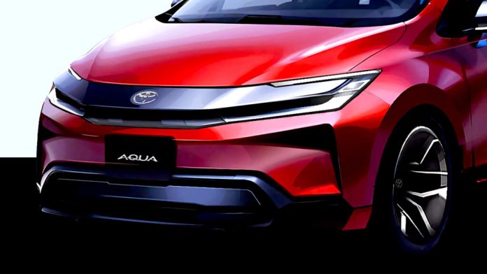 Toyota Aqua готується до оновлення у стилі Prius