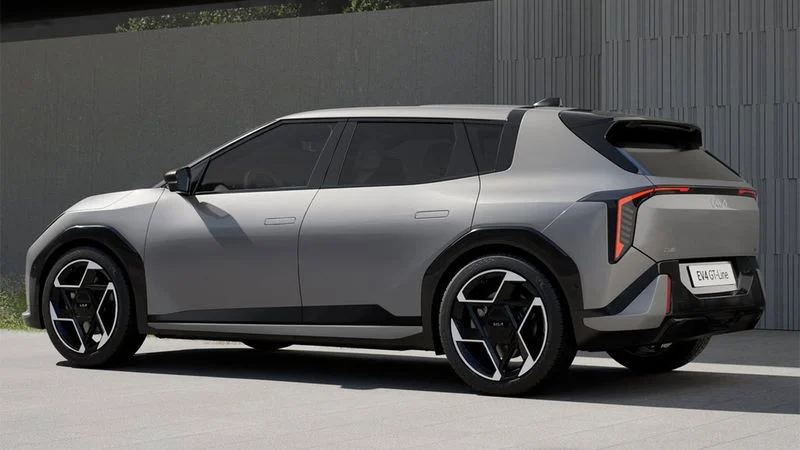 KIA EV4 для іспанського ринку виявився дешевшим за VW ID.3 при рівній потужності