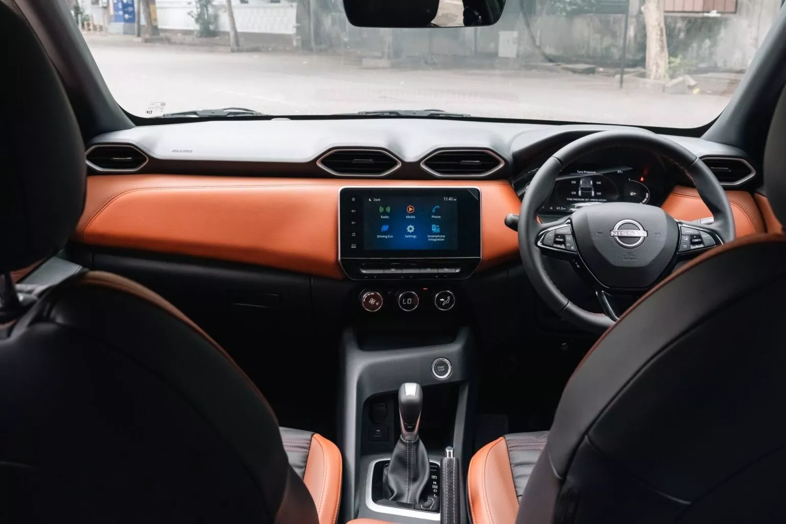 Nissan Magnite 2025: кросовер за $7000 з несподіваним оснащенням