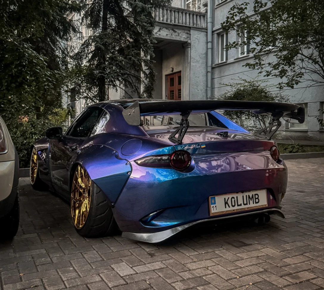 У Києві показали радикально дороблену Mazda MX-5