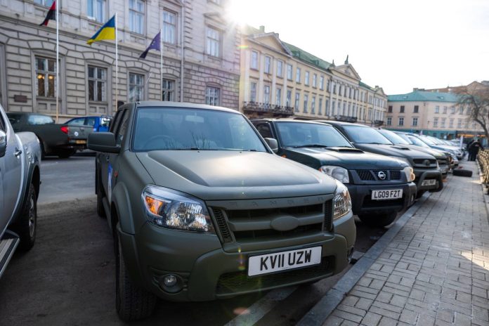 Військовим дозволили закуповувати вживану техніку без тендерів