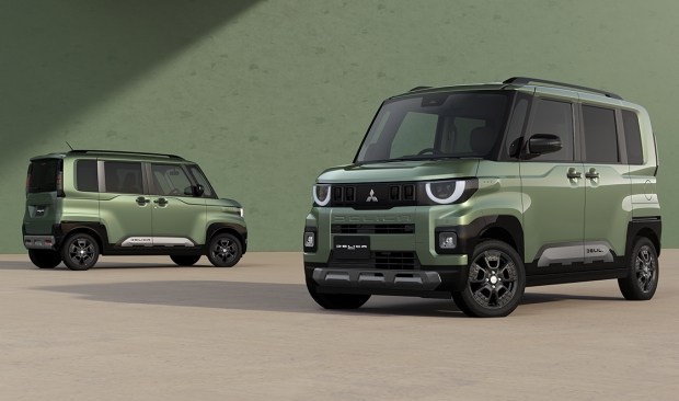Mitsubishi Delica Mini