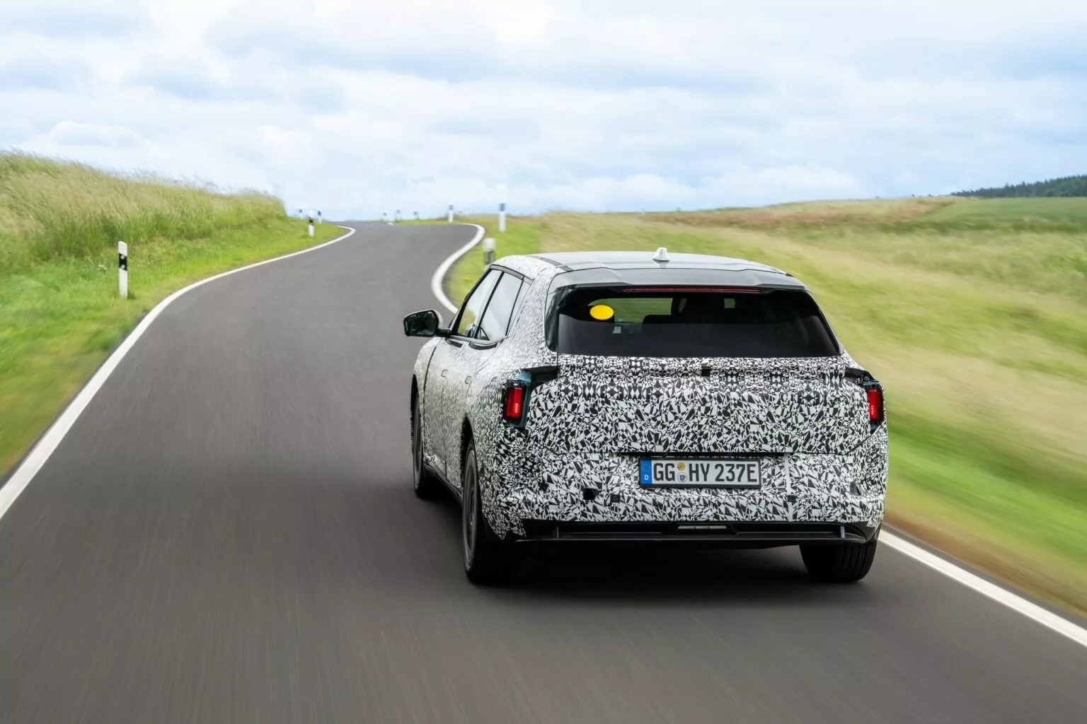 Kia EV4 пройшов 10 000 км Нюрбургрингом для перевірки надійності