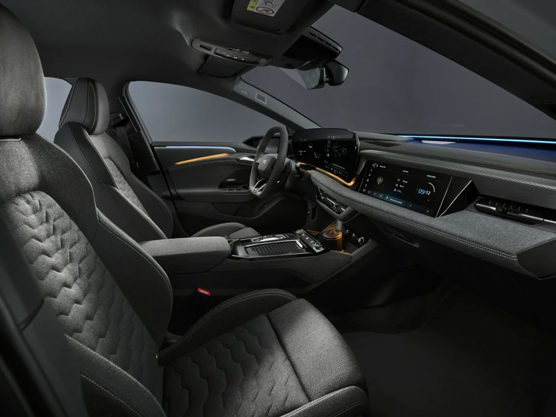 Новий Audi S6 Avant e-tron помічений у Києві