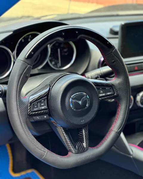 У Києві показали радикально дороблену Mazda MX-5