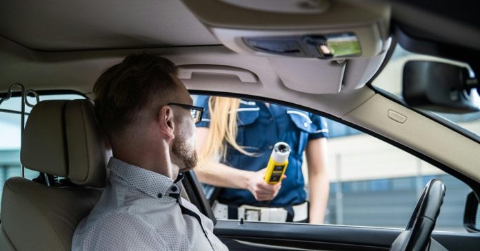 Безалкогольне пиво та кефір можуть залишити водія без прав