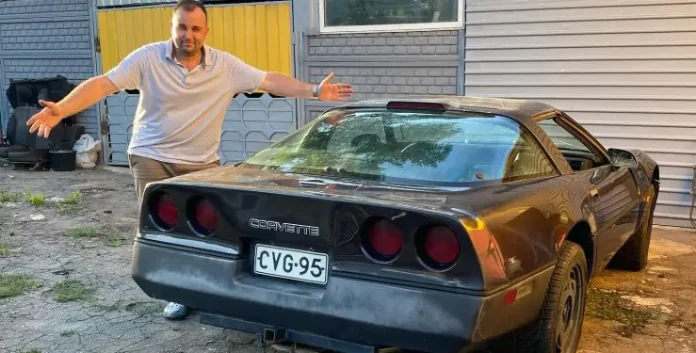 Покинутий Chevrolet Corvette C4 знайшли на Полтавщині
