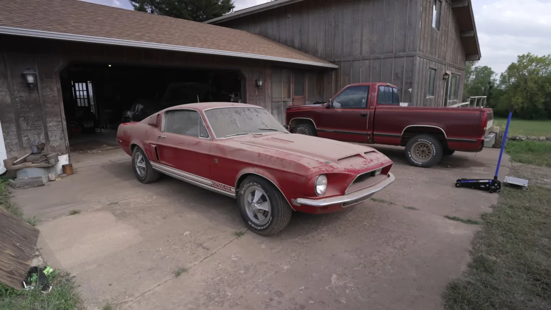 Рідкісний Shelby GT500 KR 1968 року продають за $150 000 після 40 років простою