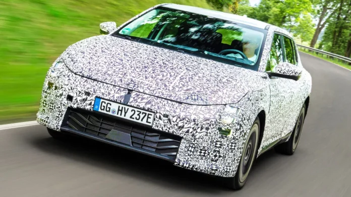 Kia EV4 пройшов 10 000 км Нюрбургрингом для перевірки надійності