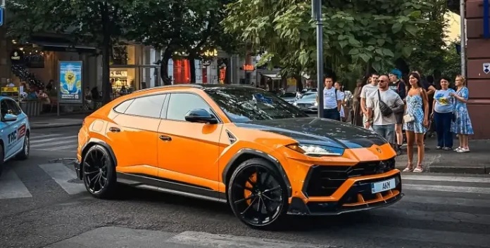 В Одесі сфоткали відтюнінгований Lamborghini Urus