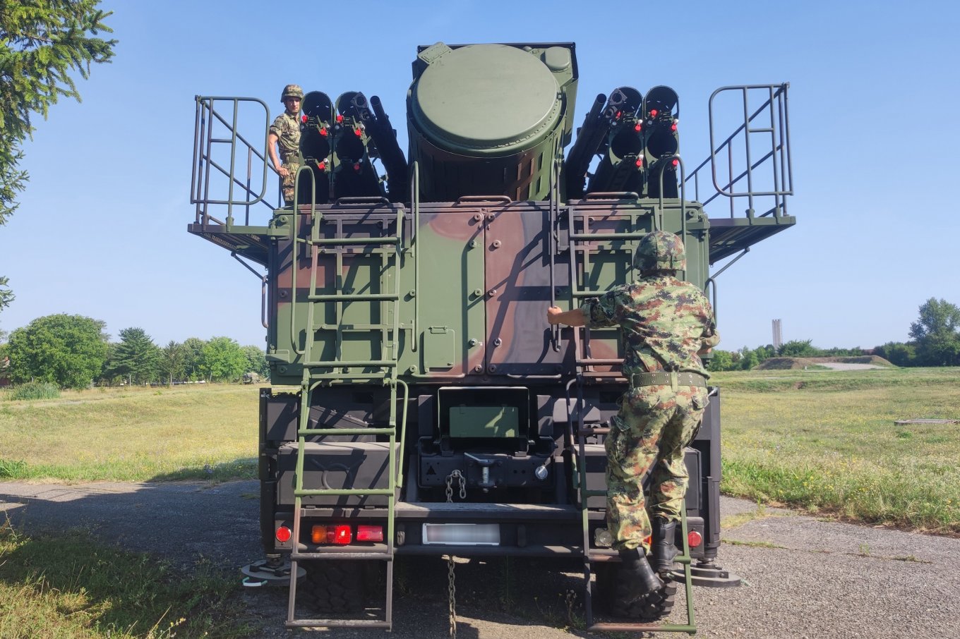 Російські ЗРГК "Панцир-С1" у Сербії: скільки їх і що з боєкомплектом