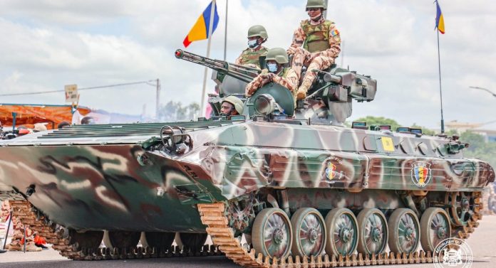 Українські БМП та російські броньовики засвітилися на спільному параді