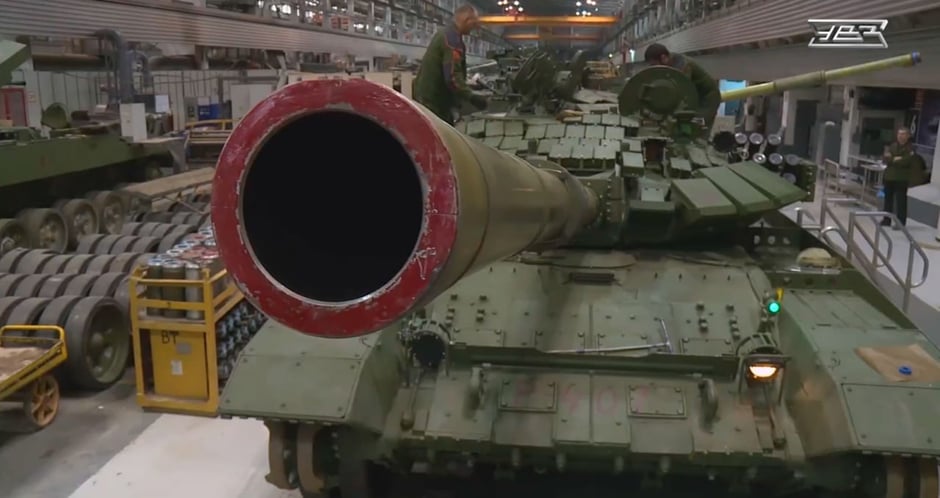 Росія почала масштабне відновлення застарілих Т-72А після вичерпання запасів модернізованих машин