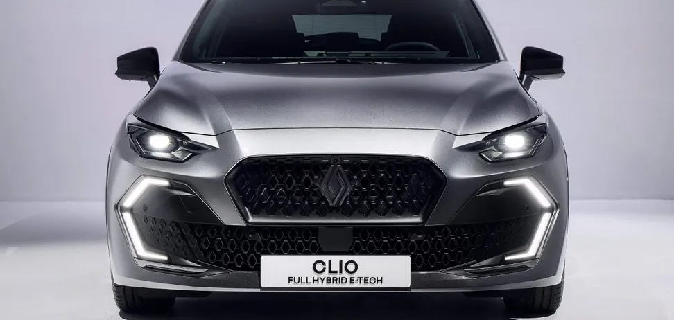Renault Clio (2026) з оновленим дизайном та гібридом: фото
