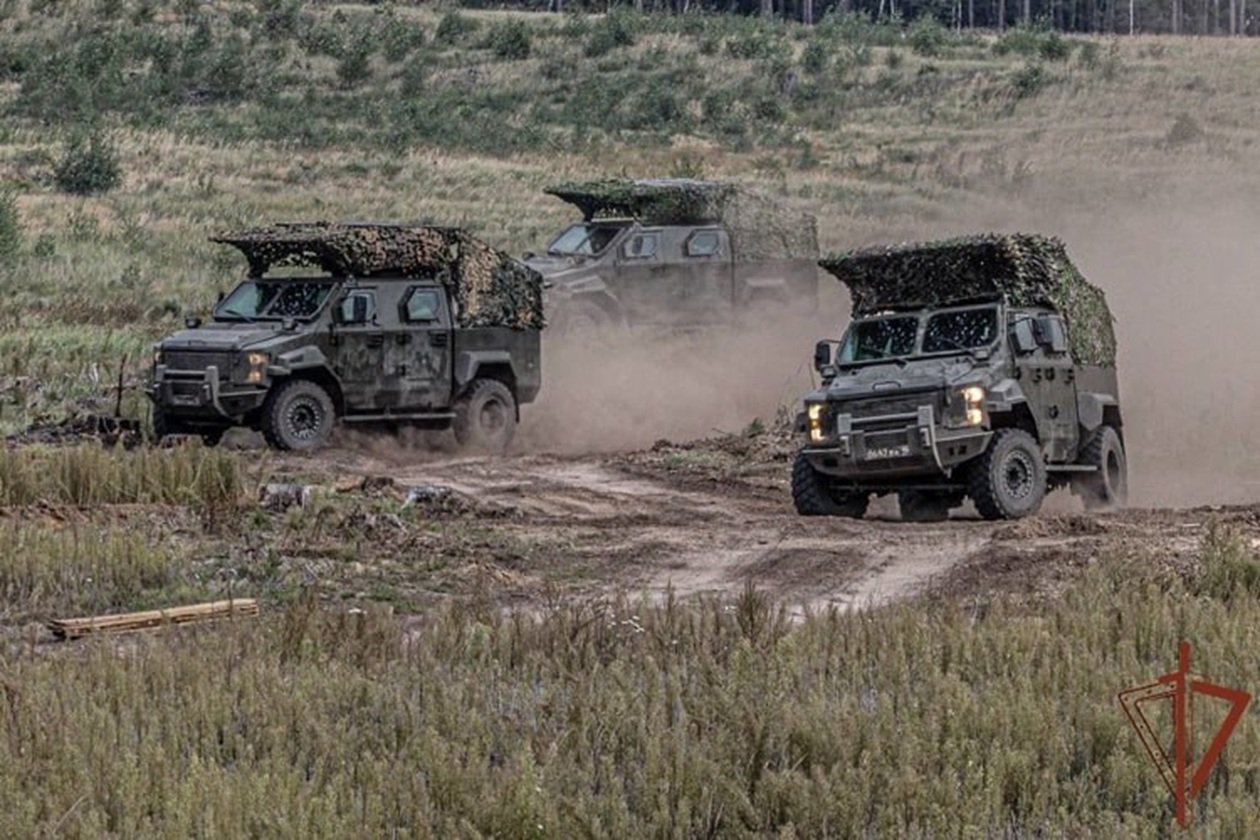 Росгвардія розпочала експлуатацію бронемашин Streit Group виробництва ОАЕ