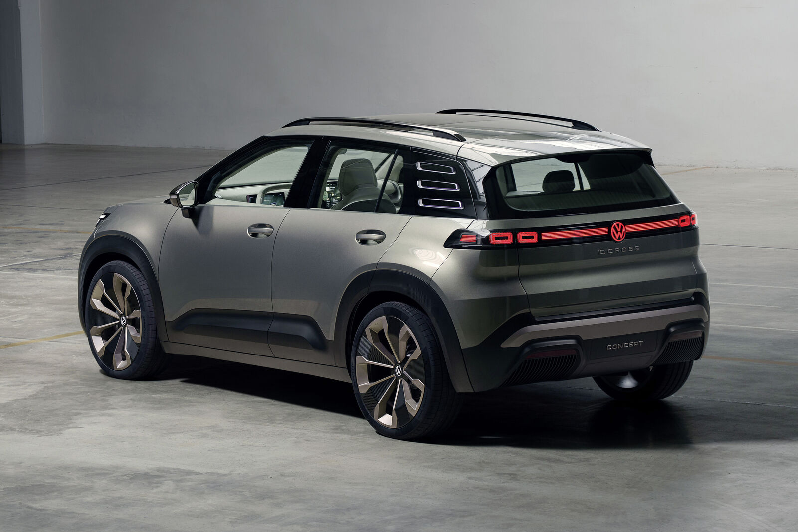 ID. CROSS: Volkswagen офіційно представив концепт електропозашляховика початкового рівня