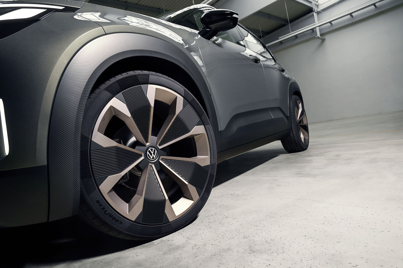 ID. CROSS: Volkswagen офіційно представив концепт електропозашляховика початкового рівня