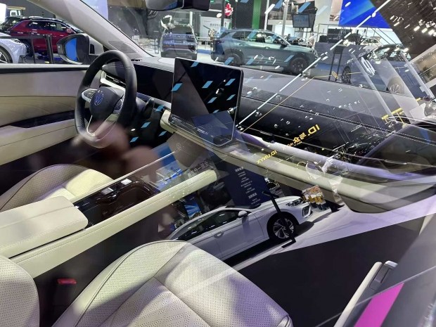 Volkswagen Sagitar L