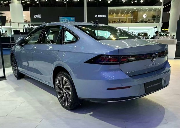 Volkswagen Sagitar L