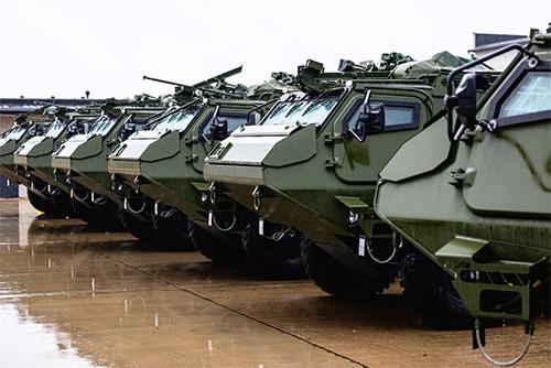 Латвійські "Патрії" посилюють український фронт: Рига передала ЗСУ чергову партію колісних броньовиків