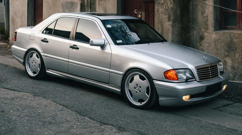Mercedes-AMG C43 W202