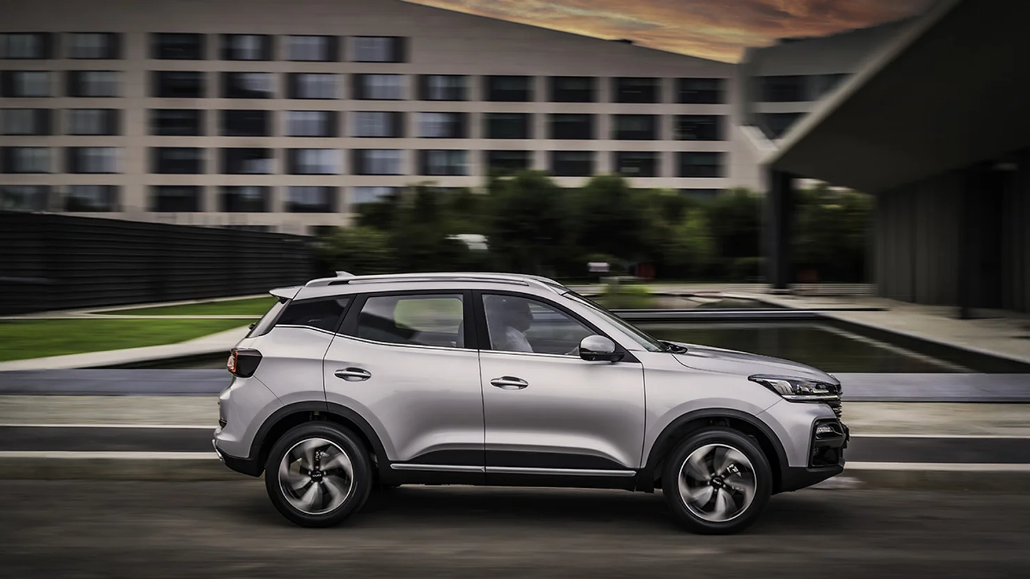 Італійська EVO представила адаптований Chery Tiggo 4 під назвою Cuatro за €19 900