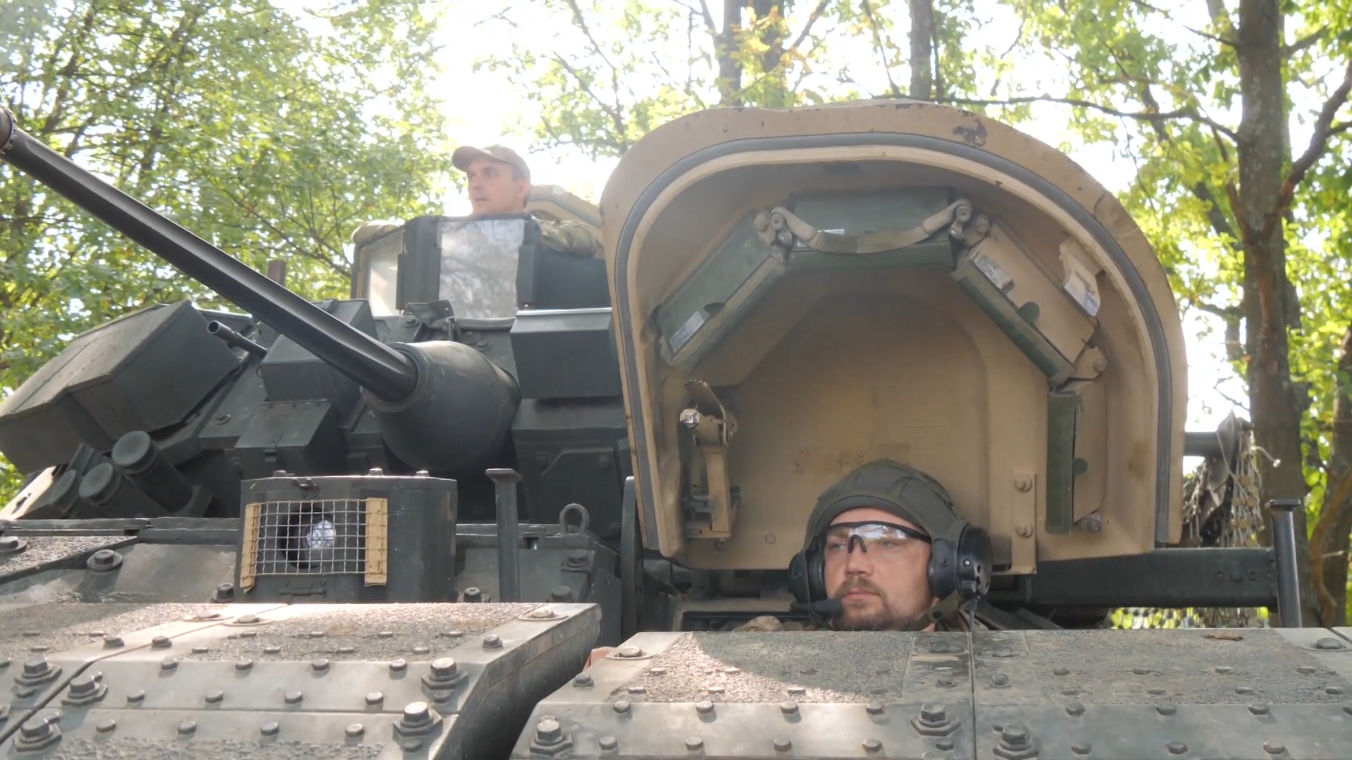 У «Хартії» з’явилися «американці»: як M2 Bradley вперше заступили на озброєння Нацгвардії