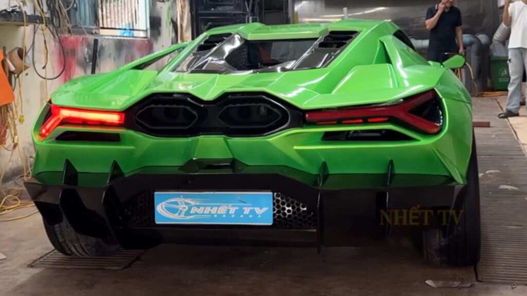 Коли в'єтнамські майстри роблять неможливе: як з Nissan народжується "Lamborghini"