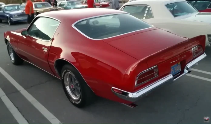 Pontiac Firebird Esprit