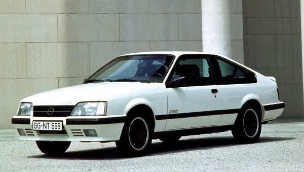 Opel Monza GSE 3.0 - топова спортивна версія купе 1984-1986
