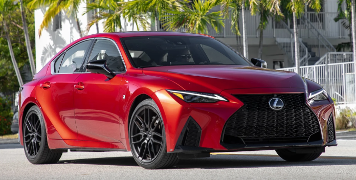 Lexus IS 350 визнано найнадійнішим преміальним автомобілем за рейтингом iSeeCars