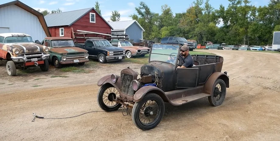 Воскресіння легенди: як американець оживив "мертвий" Ford T після років під дощем