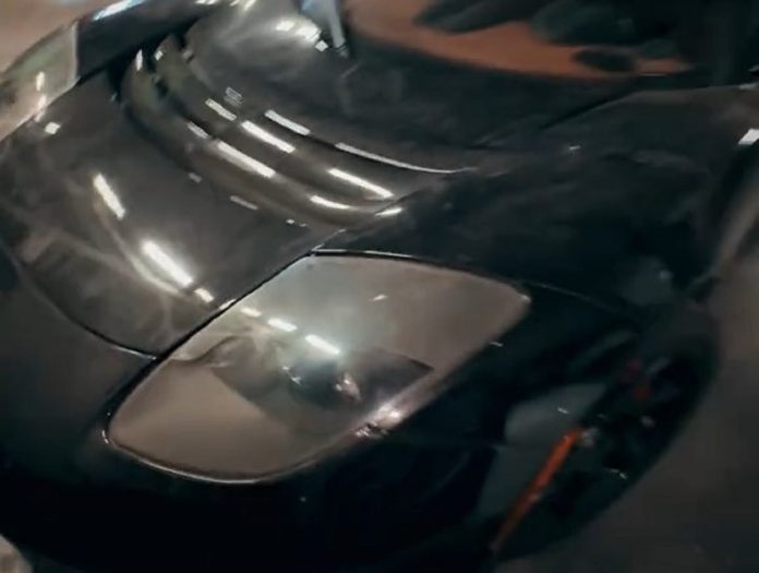 У Києві зафіксували рідкісний Tesla Roadster Sport першого покоління 2008-2012 років У Києві зафіксували рідкісний Tesla Roadster Sport першого покоління 2008-2012 років