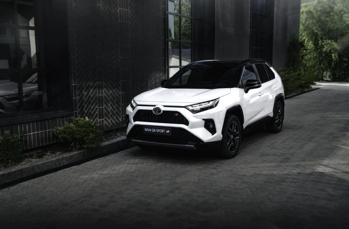 RAV4 не ідеал: розбираємо головні "кісточки в горлі" японського бестселера