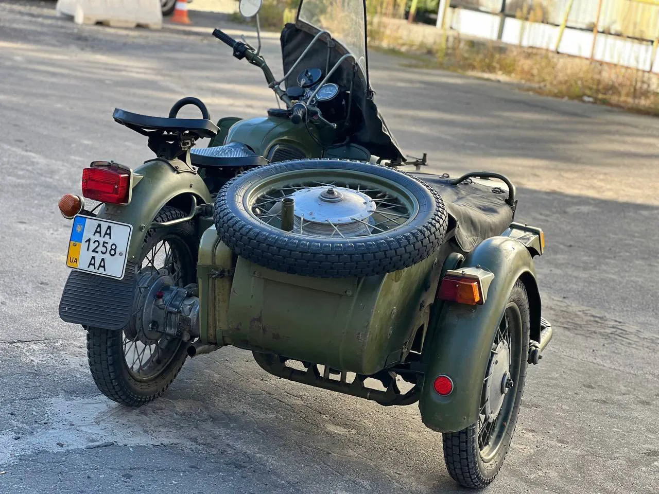 Унікальний МВ-650М1 з пробігом 1300 км: до ювілею КМЗ відновили армійський мотоцикл 1990 року