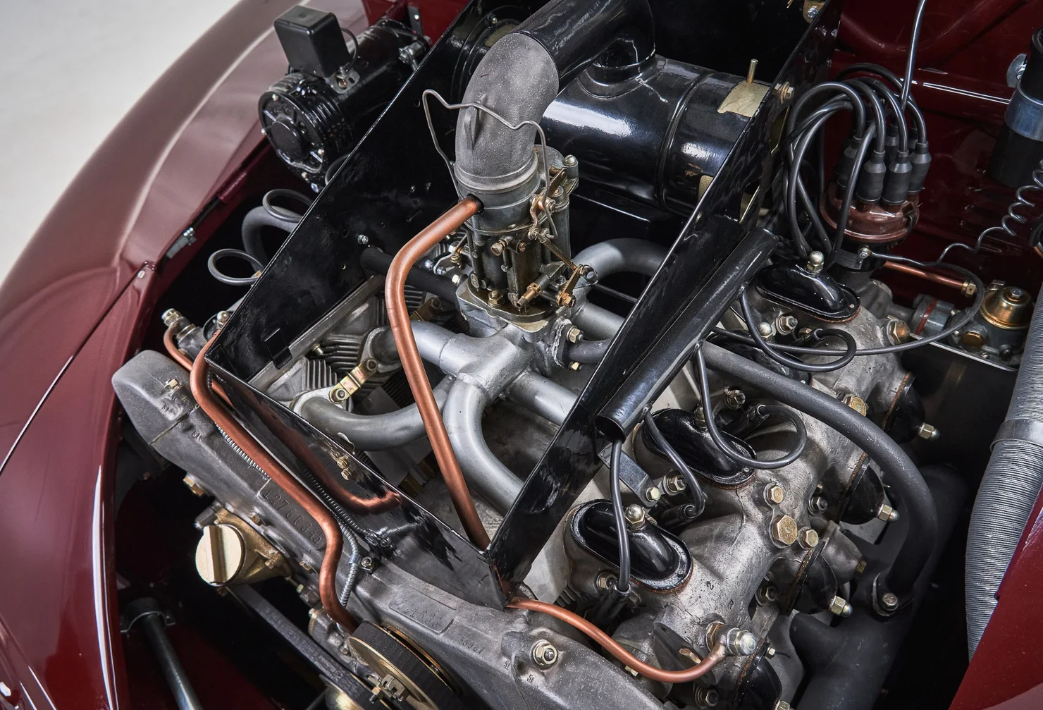 Коли чехи винайшли майбутнє у 1941-му: аеродинамічна Tatra T87 за 302 500 євро