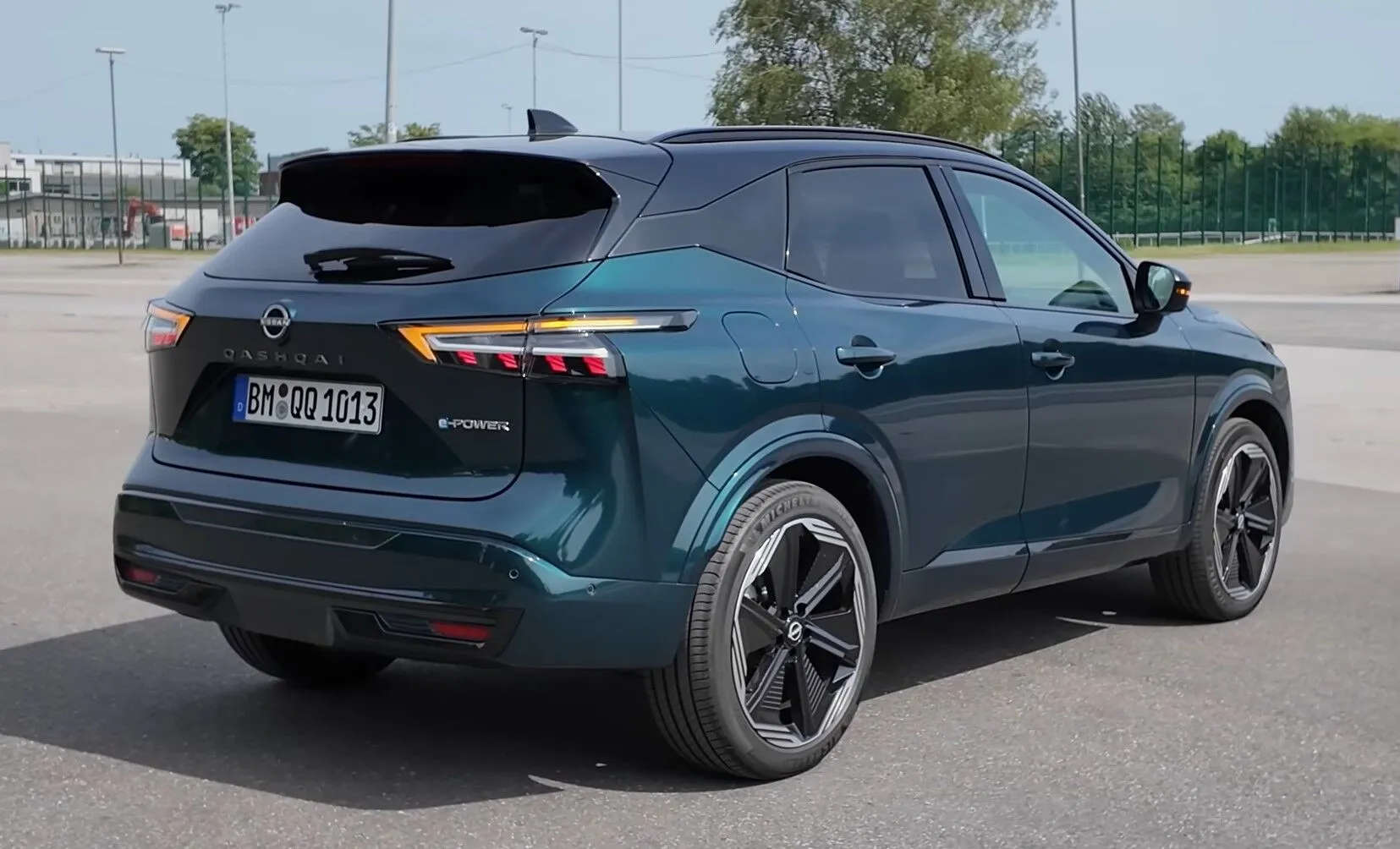 Битва за Трон: Nissan Qashqai пережив рестайлінг і готовий кинути виклик RAV4 та Sportage