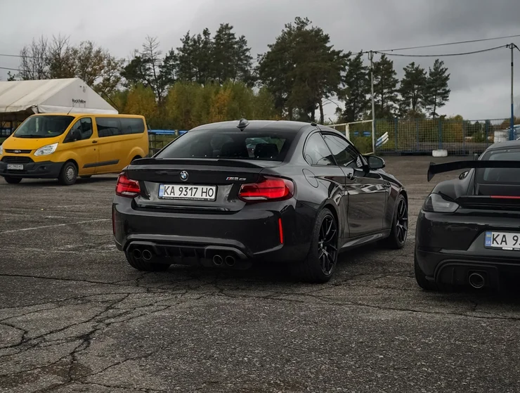 У Києві засвітився лімітований BMW M2 CS: один із 2200 екземплярів на автодромі "Чайка"