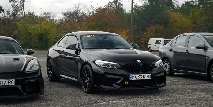 У Києві засвітився лімітований BMW M2 CS: один із 2200 екземплярів на автодромі 