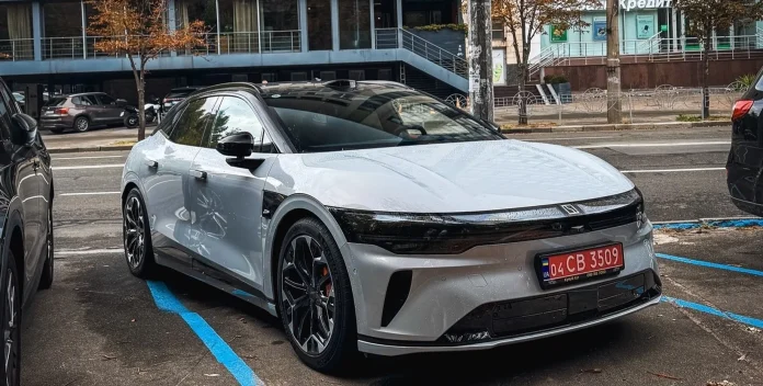 До України приїхав Zeekr 007 GT: китайський універсал з 825 км запасу ходу та ціною в 1,5 мільйона