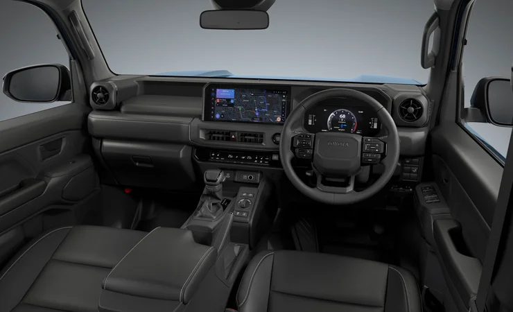 Toyota випустила найдешевший Land Cruiser FJ: бюджетний позашляховик за $30 000 уже в продажу