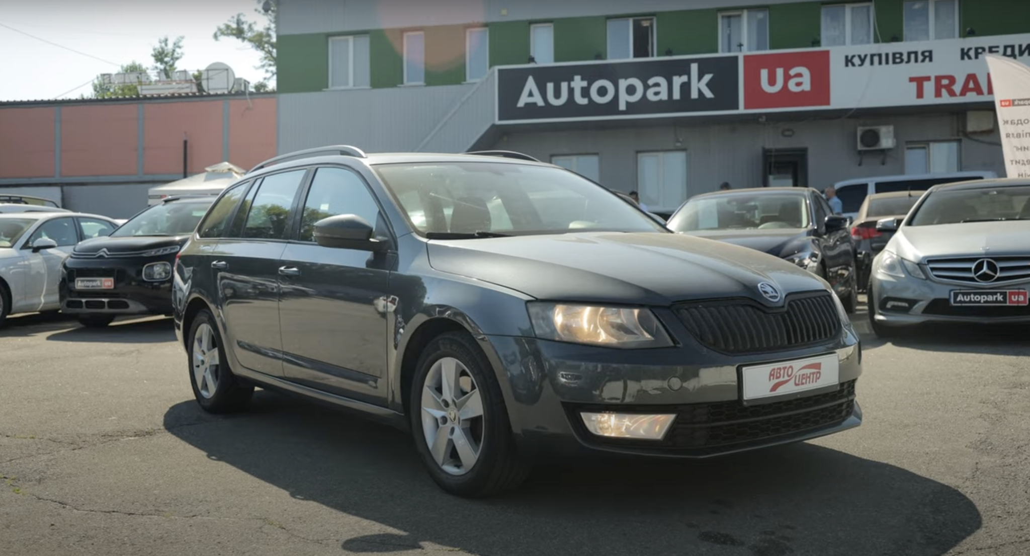 Skoda Octavia A7: чому вона досі коштує дорожче однокласників на вторинці
