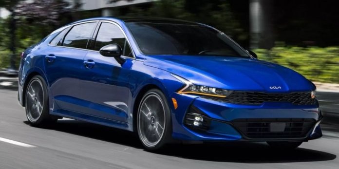 Kia відкликає 250 тисяч седанів K5 через ризик загоряння