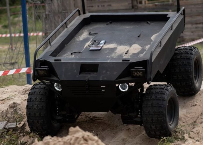 На передову без ризику: українці створили наземного На передову без ризику: українці створили наземного