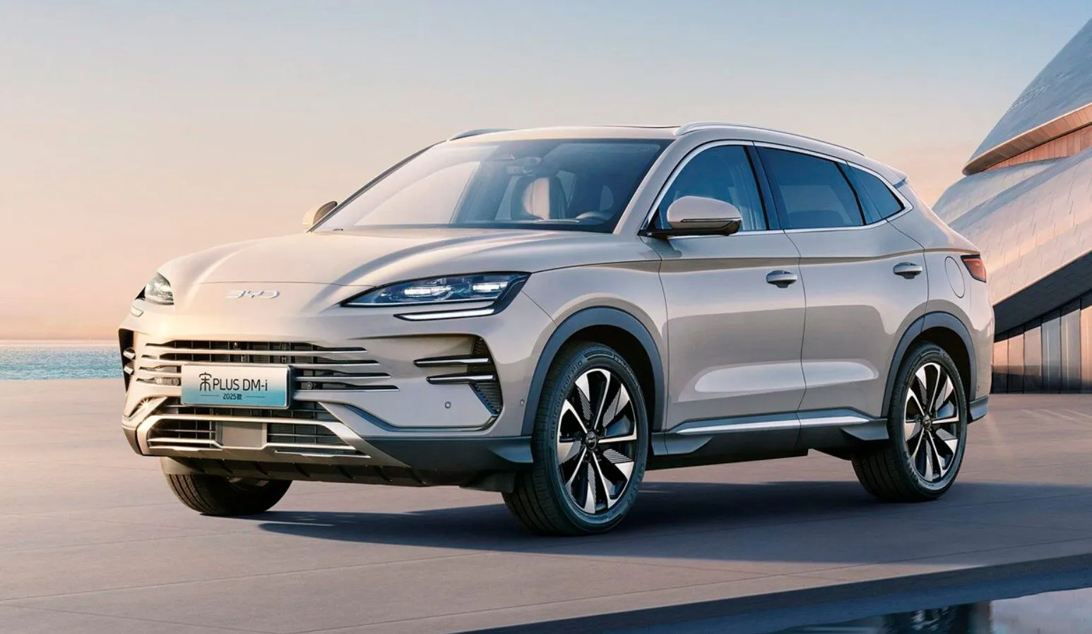 Авторинок України штурмують китайці: BYD обігнав Toyota, а преміум тримається в топ-10