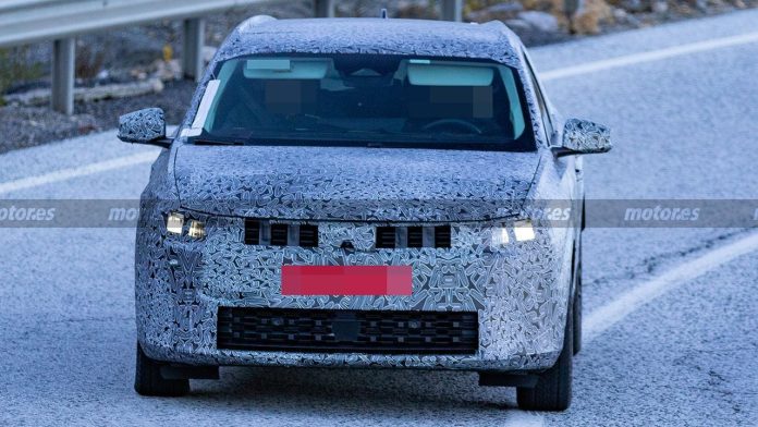 Dacia готує седан розміром зі Skoda Octavia