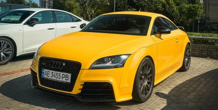 У Києві помітили Audi TT RS від MTM: 472 к.с., 312 км/год і один із небагатьох в Україні У Києві помітили Audi TT RS від MTM: 472 к.с., 312 км/год і один із небагатьох в Україні