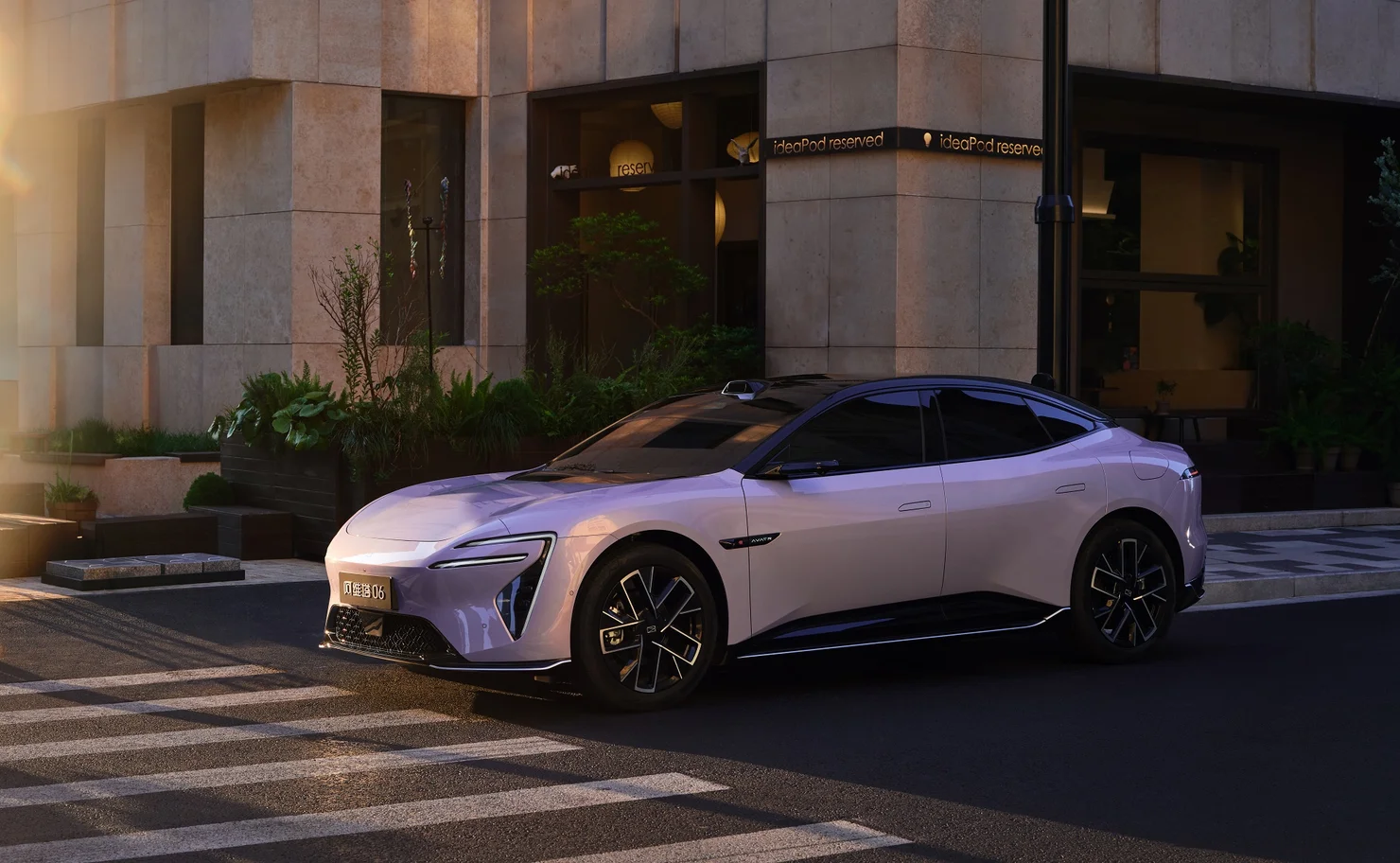 В Україні стартували продажі преміальних електрокарів Avatr