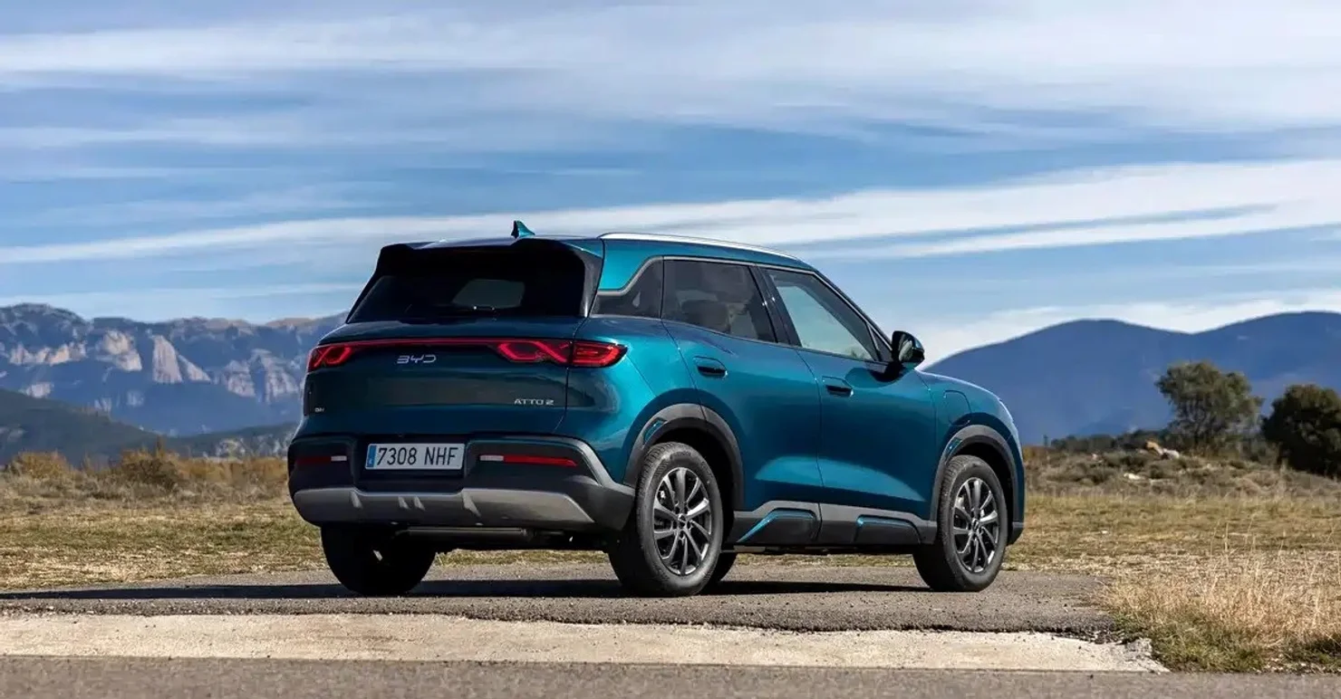 BYD Atto 2 DM-i: плагін-гібрид з запасом ходу понад 1000 км за доступні гроші
